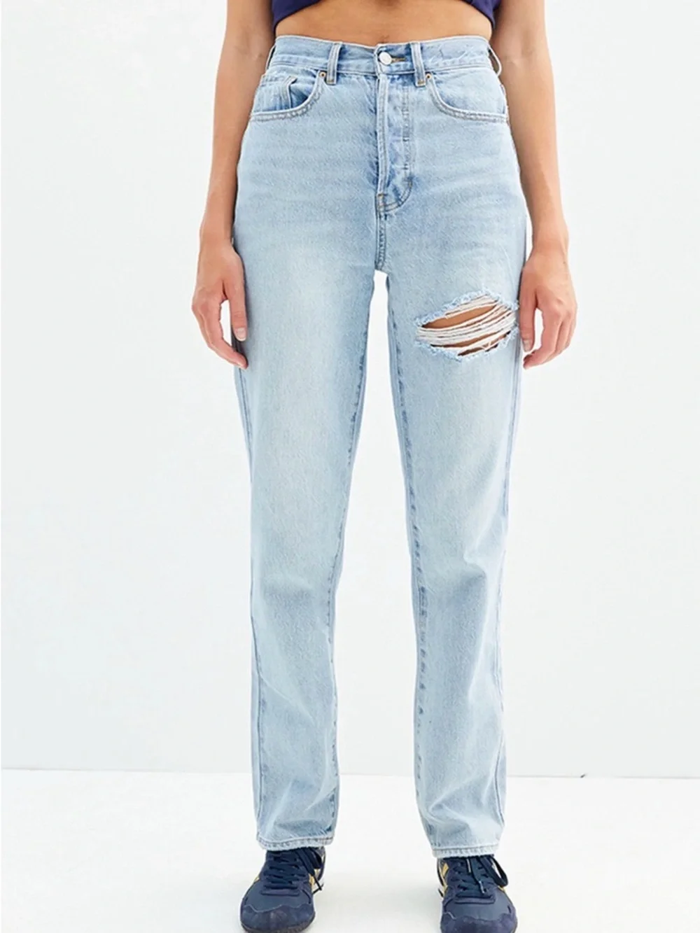 NWT Pacsun Dad Jeans Ripped in Light Indigo Blue Size 26